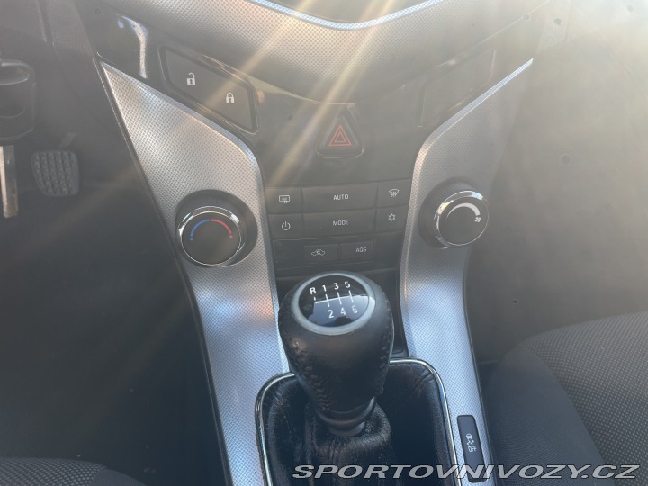 Chevrolet Ostatní modely Cruze SPORT 2.0VCDI 120KW 2012
