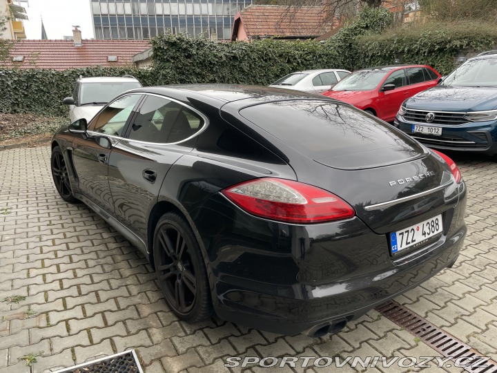 Porsche Panamera 4.8 S 2010