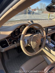Porsche Panamera 4.8 S 2010