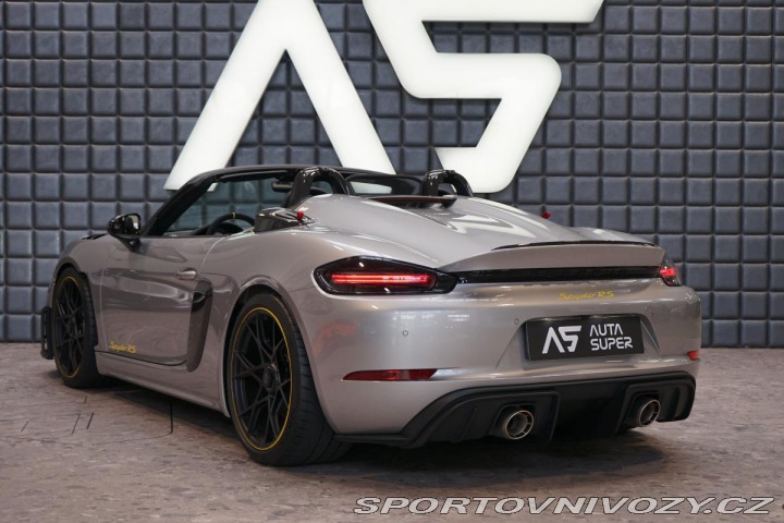 Porsche 718 Spyder RS Weissach Lift B 2024
