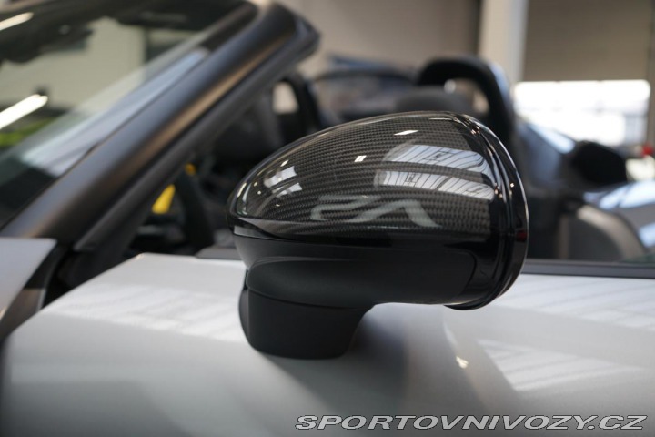Porsche 718 Spyder RS Weissach Lift B 2024