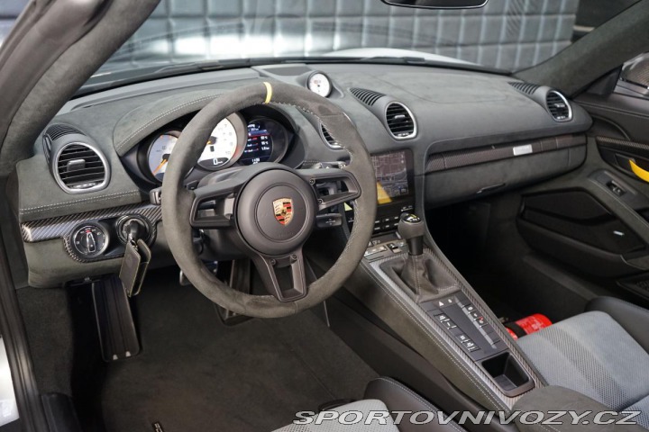 Porsche 718 Spyder RS Weissach Lift B 2024