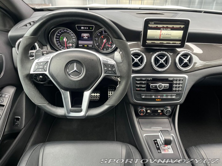 Mercedes-Benz Ostatní modely GLA45 AMG Performance 2015
