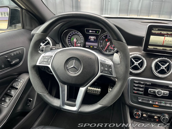 Mercedes-Benz Ostatní modely GLA45 AMG Performance 2015