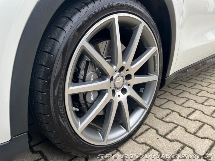 Mercedes-Benz Ostatní modely GLA45 AMG Performance 2015
