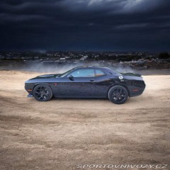 Dodge Challenger 5.7 V8 automat 2023
