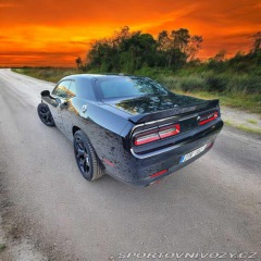 Dodge Challenger 5.7 V8 automat 2023