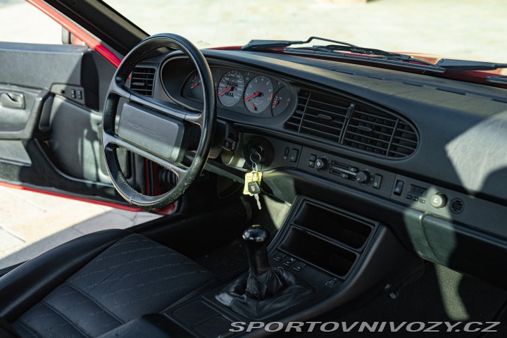 Porsche 944 Turbo S Spec 1988
