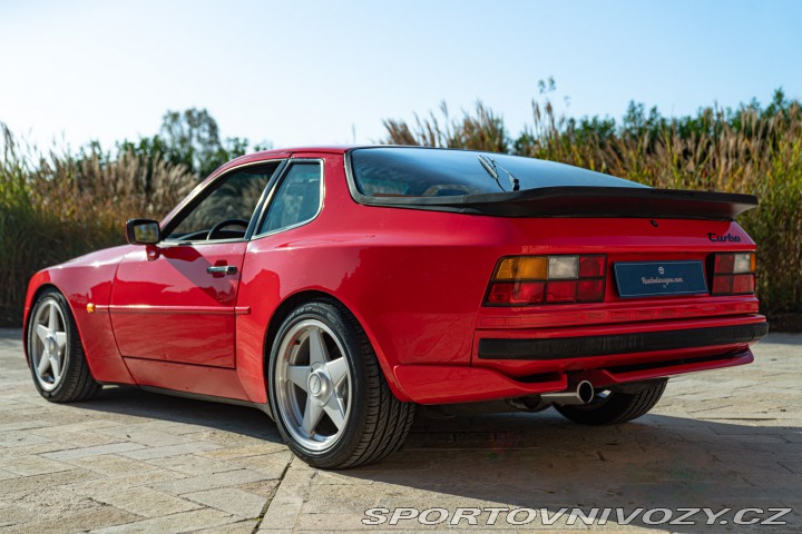 Porsche 944 Turbo S Spec 1988