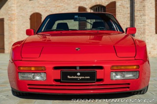 Porsche 944 Turbo S Spec 1988