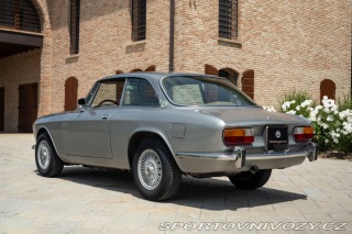 Alfa Romeo GT 2000 VELOCE 1974
