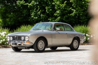 Alfa Romeo GT 2000 VELOCE 1974