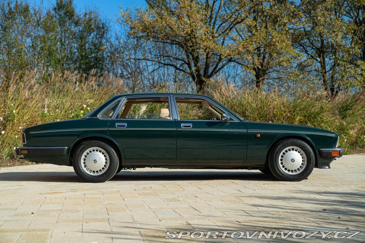 Ostatní značky Ostatní modely Daimler XJ 40 1991