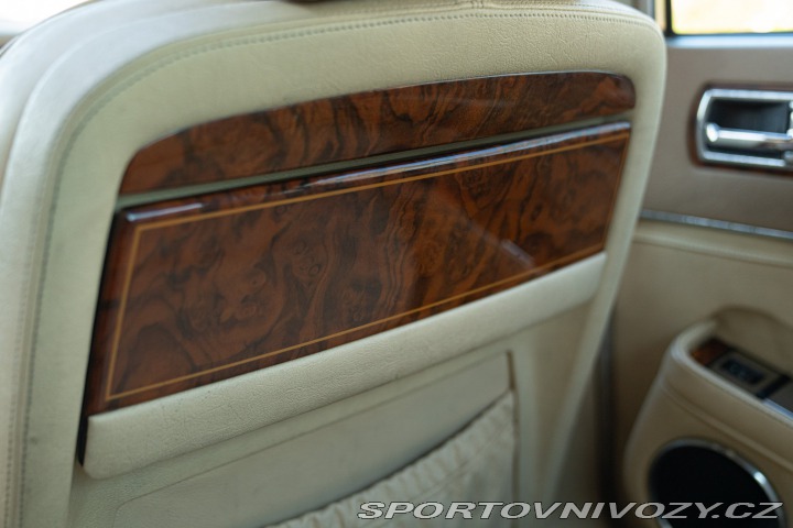 Ostatní značky Ostatní modely Daimler XJ 40 1991