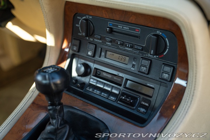 Ostatní značky Ostatní modely Daimler XJ 40 1991