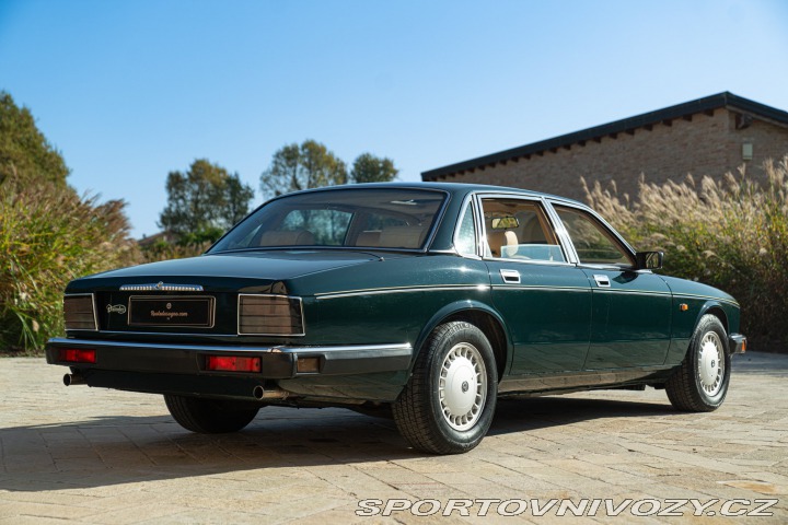 Ostatní značky Ostatní modely Daimler XJ 40 1991