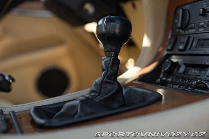 Ostatní značky Ostatní modely Daimler XJ 40 1991