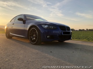 BMW 3 E92 330i 2008