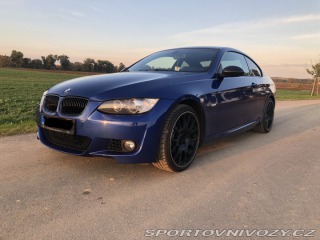 BMW 3 E92 330i 2008