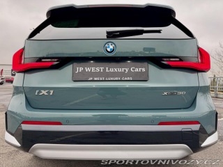 BMW iX1 xDrive 30, HUD, el.Sed, 3 2023