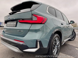 BMW iX1 xDrive 30, HUD, el.Sed, 3 2023