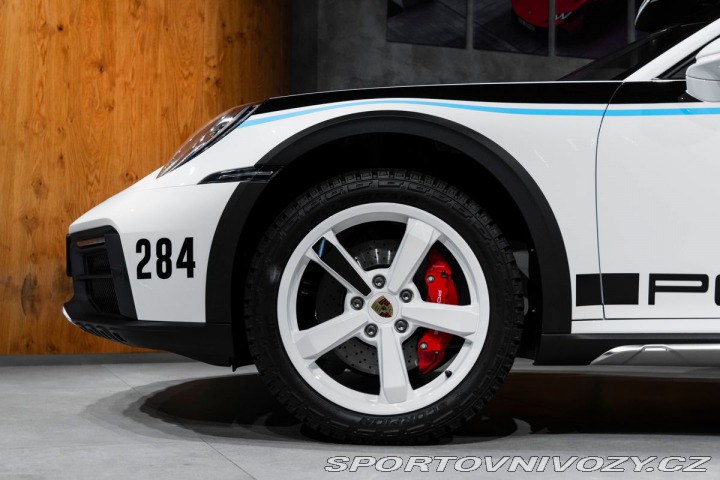 Porsche 911 992 DAKAR 1800