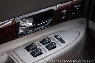 Ostatní značky Ostatní modely Lincoln LS  V8 206kw 2003