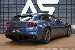 Ferrari GTC4Lusso V12 Lift Carbon Display Z 2018