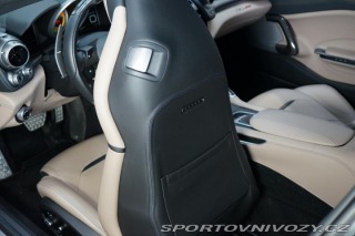 Ferrari GTC4Lusso V12 Lift Carbon Display Z 2018