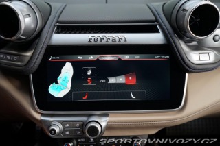 Ferrari GTC4Lusso V12 Lift Carbon Display Z 2018
