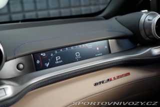 Ferrari GTC4Lusso V12 Lift Carbon Display Z 2018