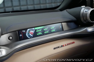 Ferrari GTC4Lusso V12 Lift Carbon Display Z 2018