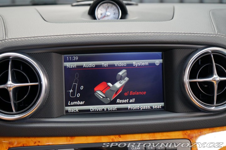 Mercedes-Benz SL 350 AMG MagicSky Airscarf 2012