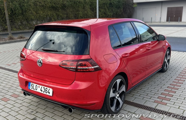 Volkswagen Golf GTI PERFORMANCE 2015
