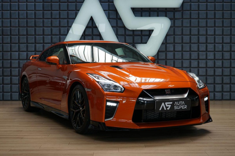 Nissan GT-R 419kW Prestige Bose LED C