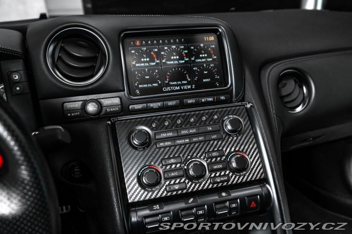 Nissan GT-R 2012