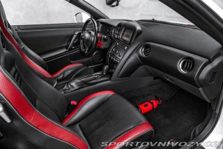 Nissan GT-R  2012