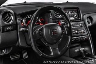 Nissan GT-R  2012