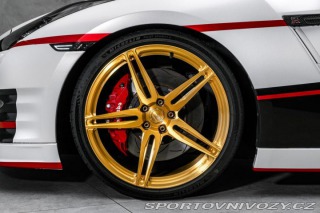 Nissan GT-R  2012