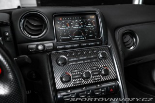 Nissan GT-R  2012
