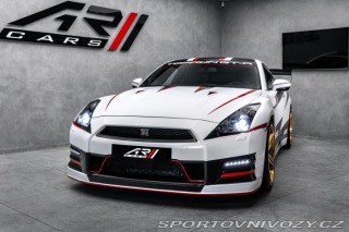 Nissan GT-R  2012