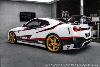 Nissan GT-R  2012