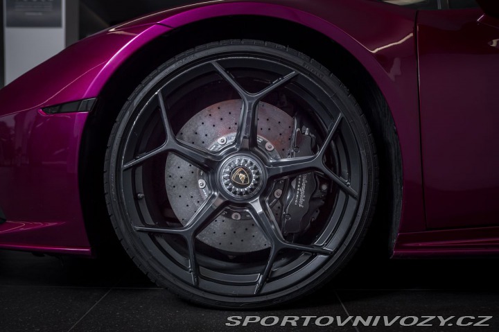 Lamborghini Huracán EVO Spyder Viola Bast 2021