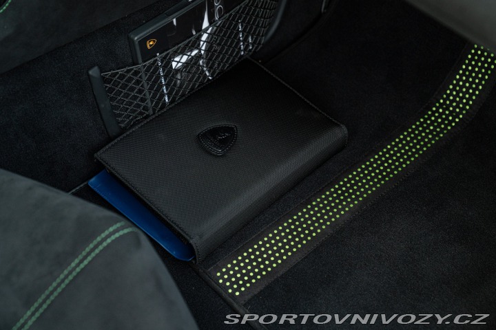 Lamborghini Gallardo LP 570-4 Superleggera 2011