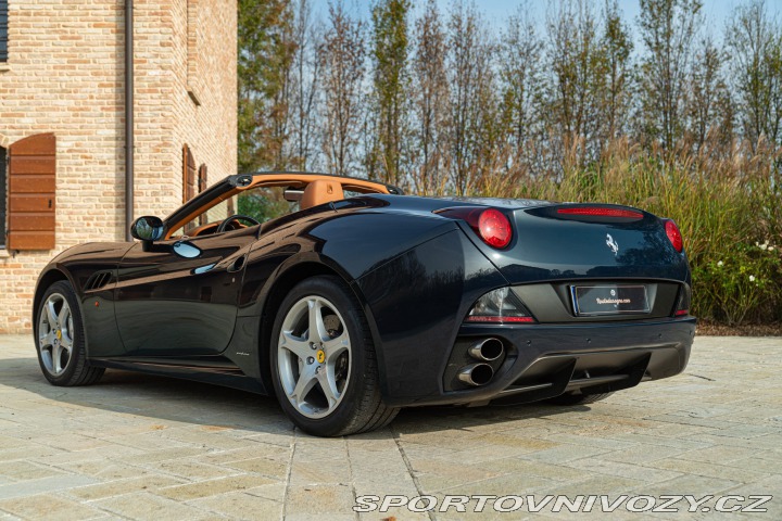 Ferrari California 2010