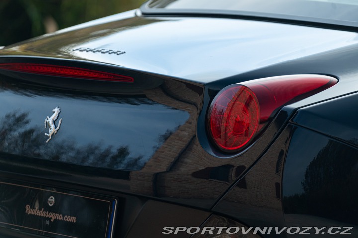 Ferrari California 2010