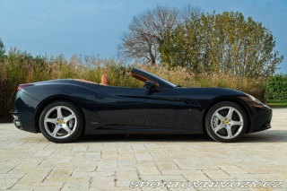 Ferrari California  2010