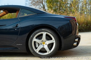 Ferrari California  2010