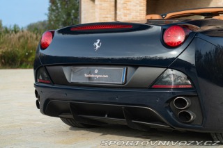 Ferrari California  2010
