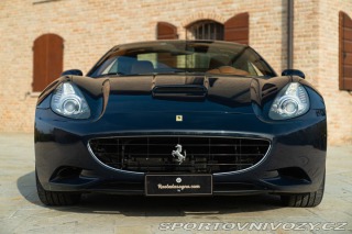 Ferrari California  2010